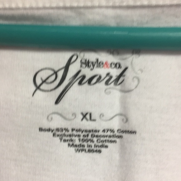 Top - Picture 2 of 4